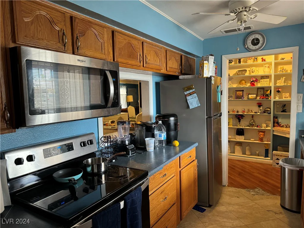 2315 Beverly, Las Vegas, NV 89104