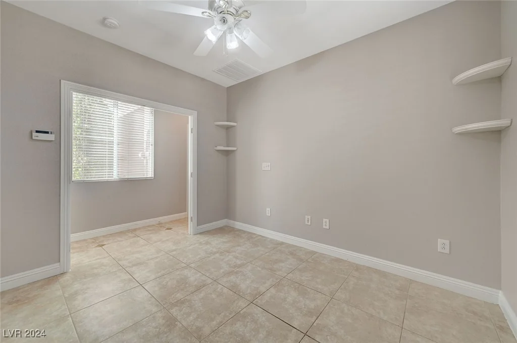 10260 Premia, Las Vegas, NV 89135