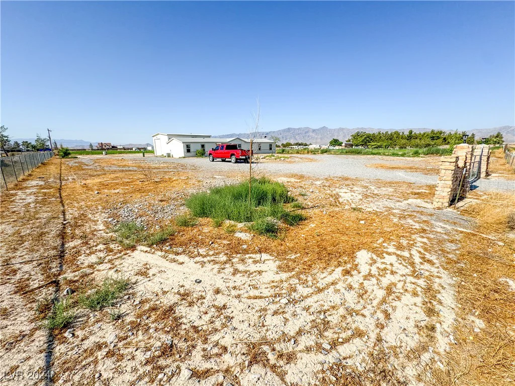 3301 Bond, Pahrump, NV 89061
