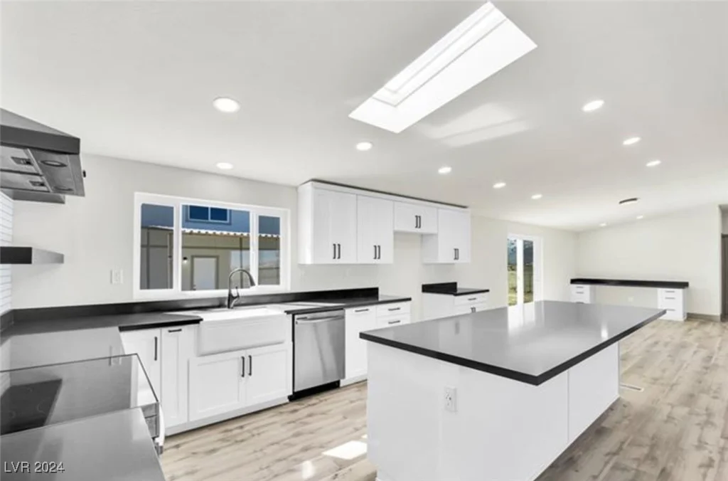 3301 Bond, Pahrump, NV 89061