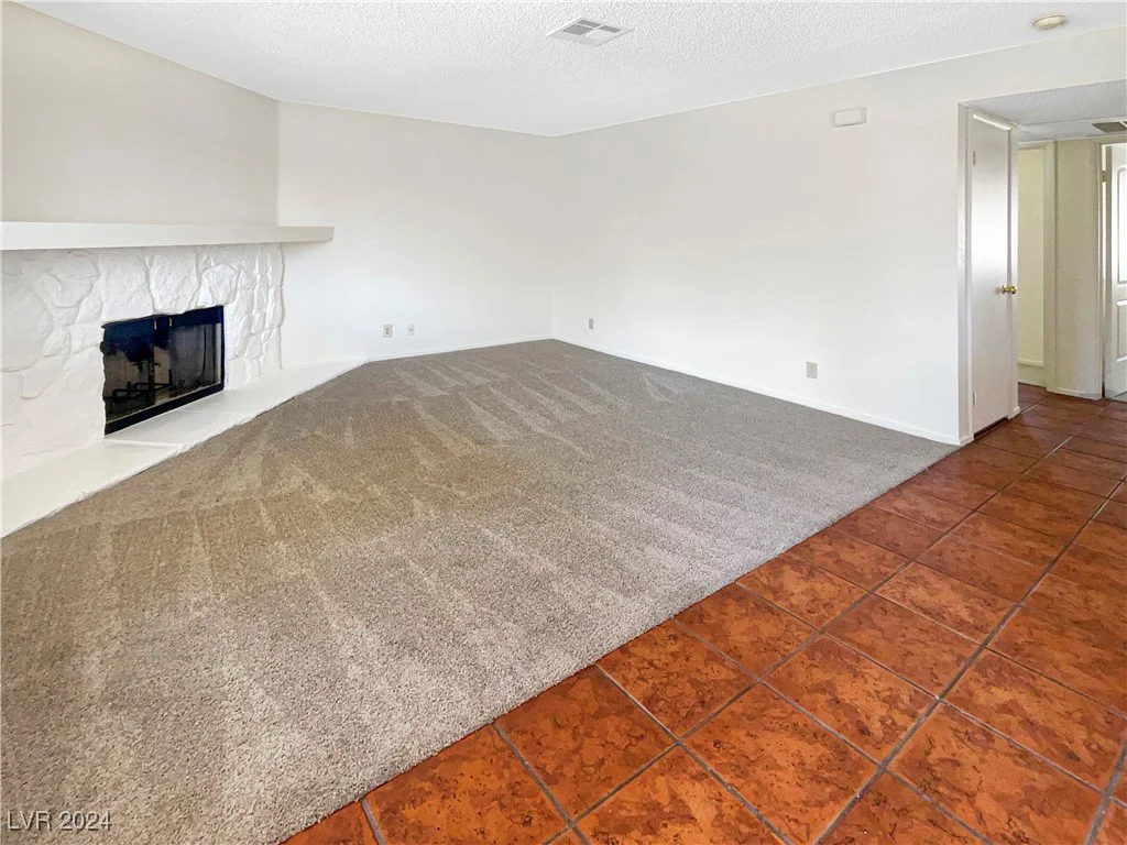 900 Boulder Springs, Las Vegas, NV 89128