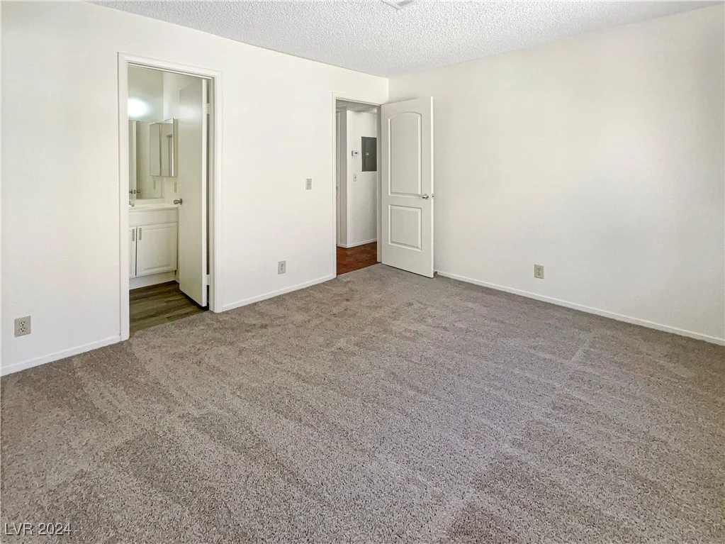 900 Boulder Springs, Las Vegas, NV 89128