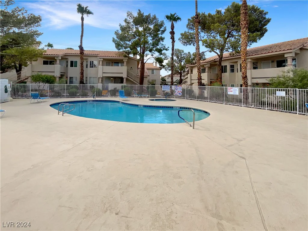 900 Boulder Springs, Las Vegas, NV 89128