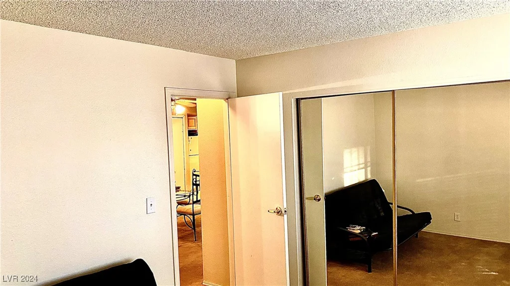 5860 Medallion, Las Vegas, NV 89122
