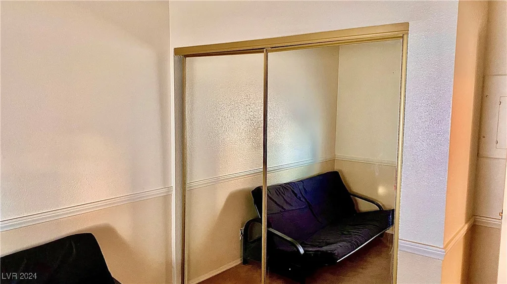 5860 Medallion, Las Vegas, NV 89122
