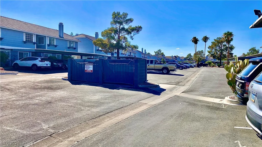 5860 Medallion, Las Vegas, NV 89122