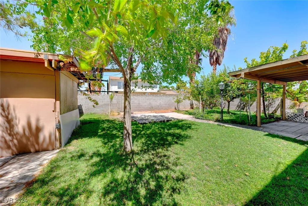 7244 Bridgeview, Las Vegas, NV 89147