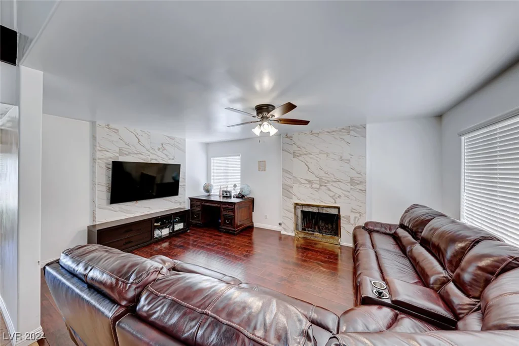 7244 Bridgeview, Las Vegas, NV 89147