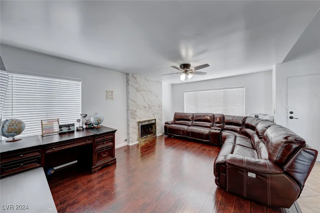 7244 Bridgeview, Las Vegas, NV 89147