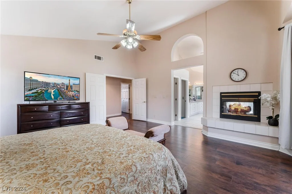 2530 Ontario, Las Vegas, NV 89128