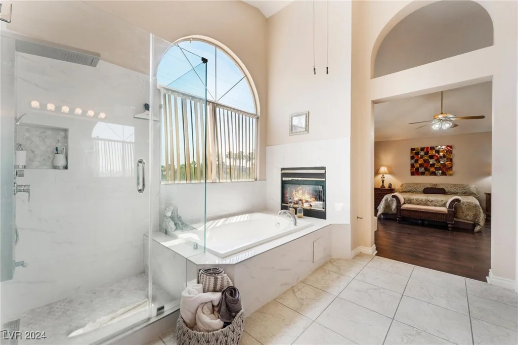 2530 Ontario, Las Vegas, NV 89128