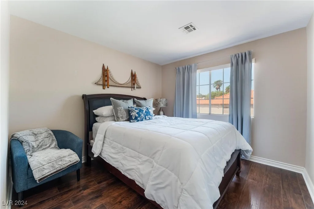 2530 Ontario, Las Vegas, NV 89128