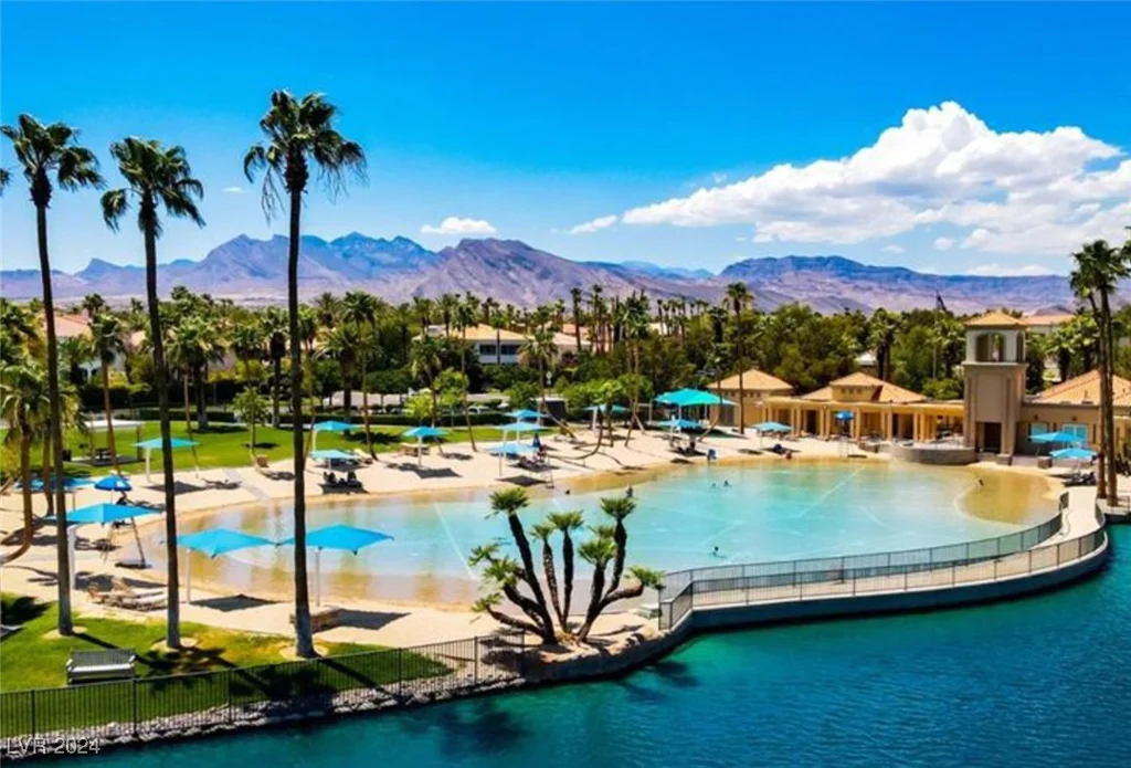 2530 Ontario, Las Vegas, NV 89128