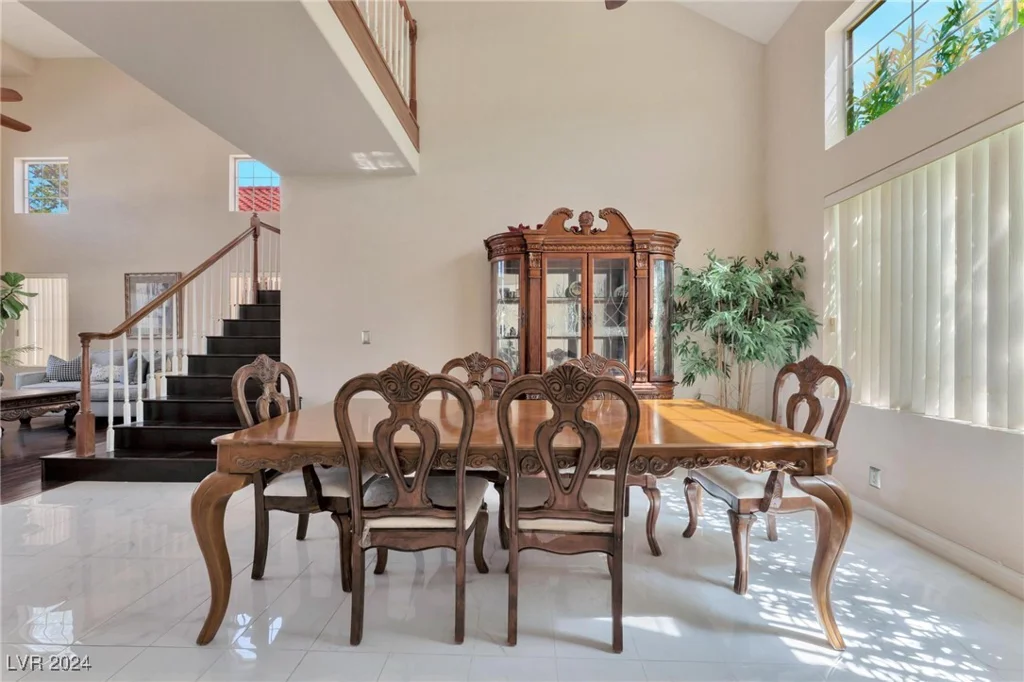 2530 Ontario, Las Vegas, NV 89128