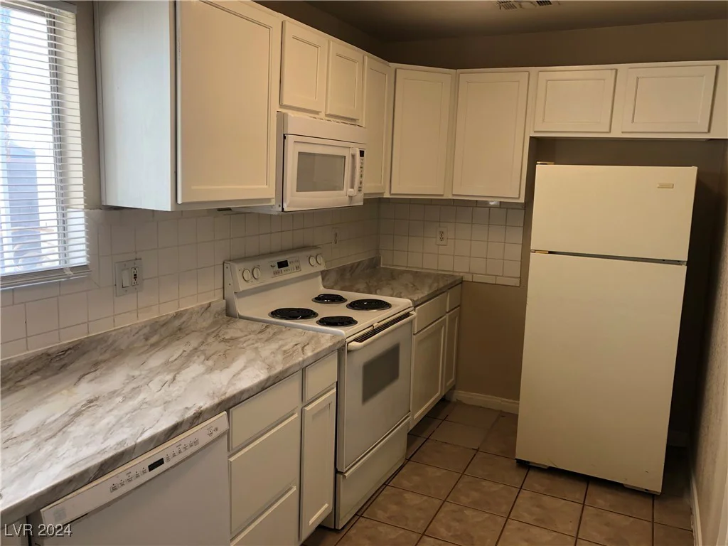 1812 Robin, Las Vegas, NV 89106