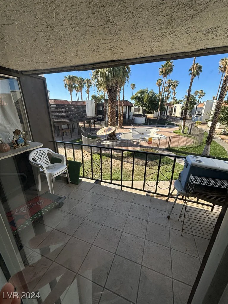 1405 Vegas Valley, Las Vegas, NV 89169