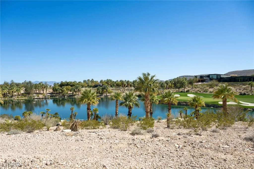 10819 Stardust, Las Vegas, NV 89135