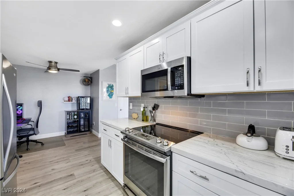 231 Horizon Ridge, Henderson, NV 89012