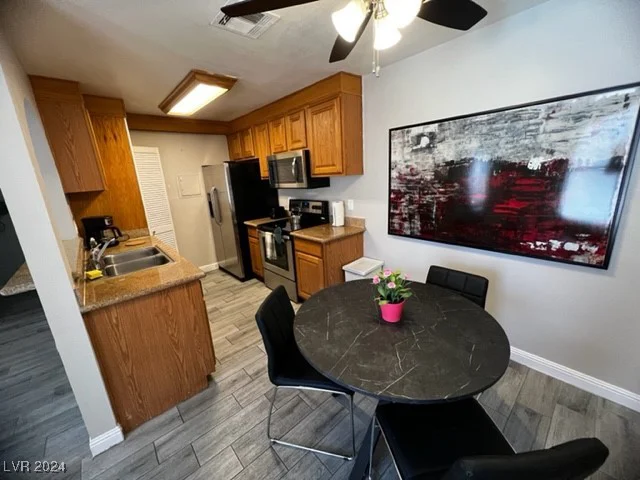 1515 Reno, Las Vegas, NV 89119