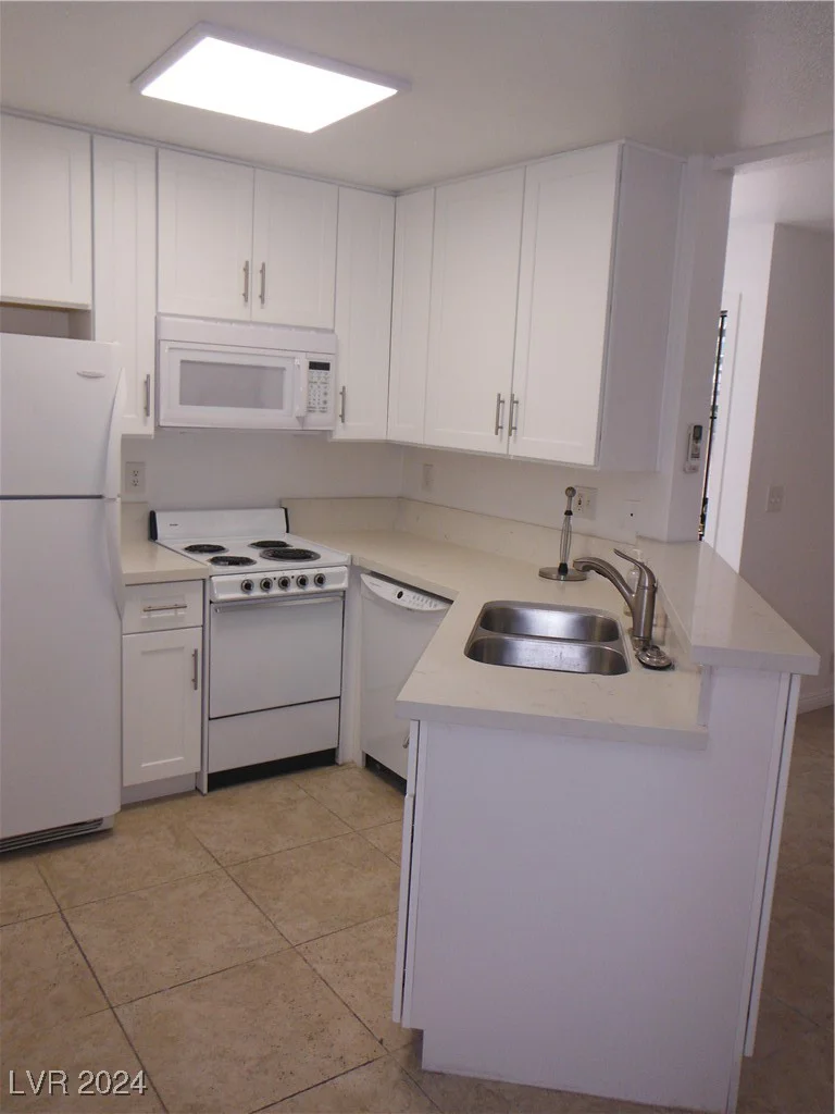 520 Elm, Las Vegas, NV 89169