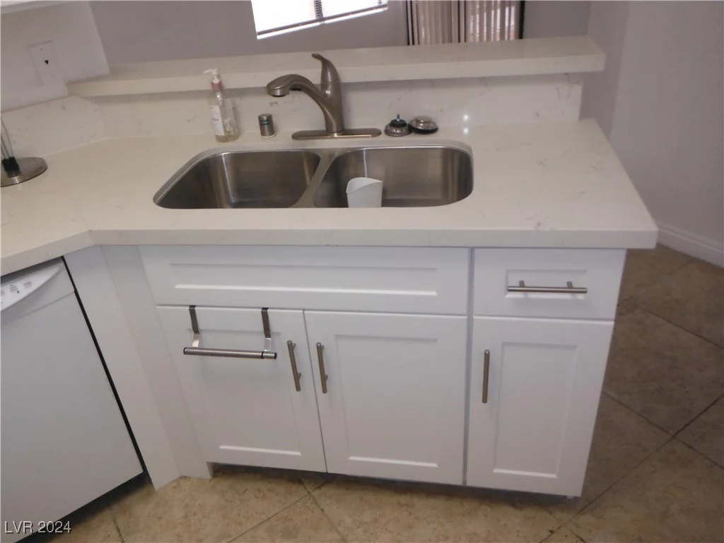 520 Elm, Las Vegas, NV 89169
