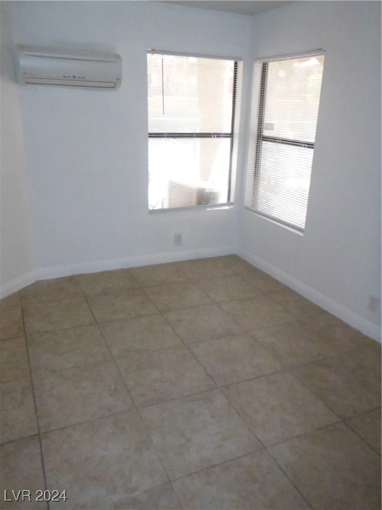 520 Elm, Las Vegas, NV 89169