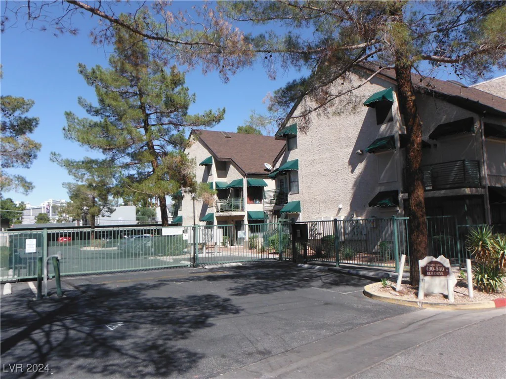 520 Elm, Las Vegas, NV 89169