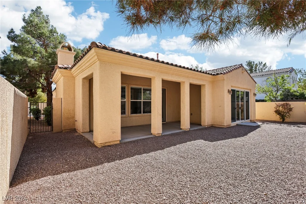 11783 Weybrook Park, Las Vegas, NV 89141