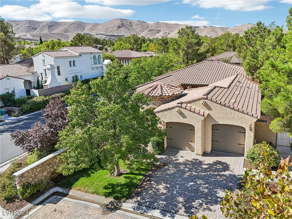 11783 Weybrook Park, Las Vegas, NV 89141