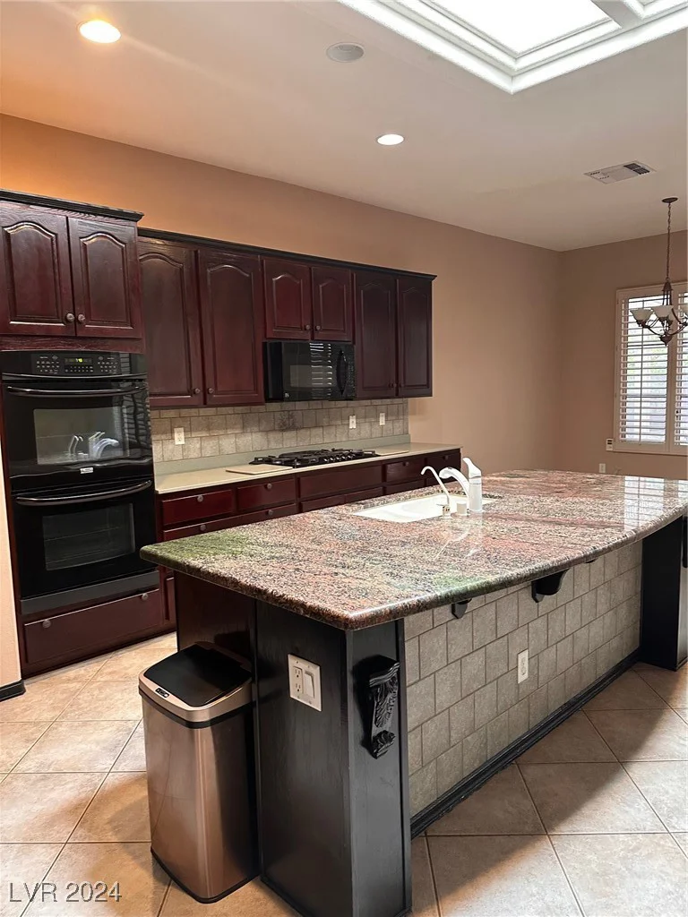 2873 Knoxville, Henderson, NV 89052