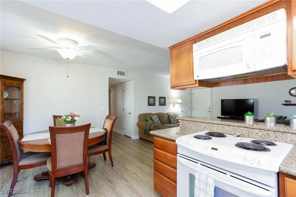 7200 Pirates Cove, Las Vegas, NV 89145