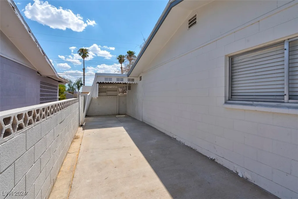 4313 El Conlon, Las Vegas, NV 89102