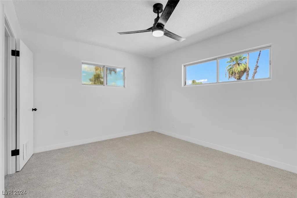 4313 El Conlon, Las Vegas, NV 89102