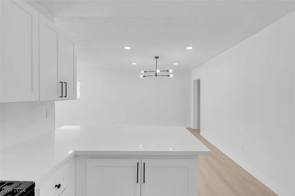 4313 El Conlon, Las Vegas, NV 89102