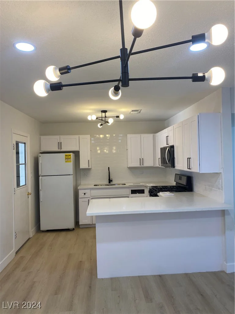 4313 El Conlon, Las Vegas, NV 89102