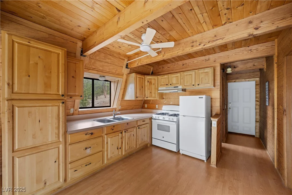 2196 Via Dulcedo, Mount Charleston, NV 89124