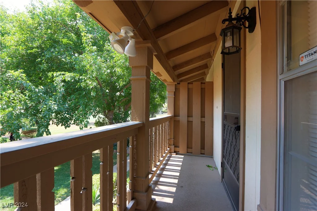 3077 Pinehurst, Las Vegas, NV 89109