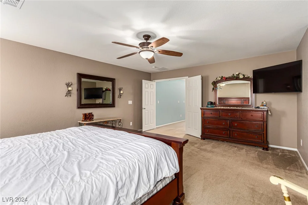 9271 Keystone Ridge, Las Vegas, NV 89148