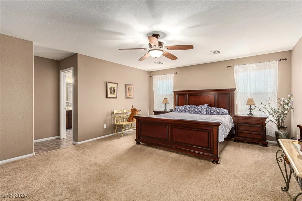 9271 Keystone Ridge, Las Vegas, NV 89148