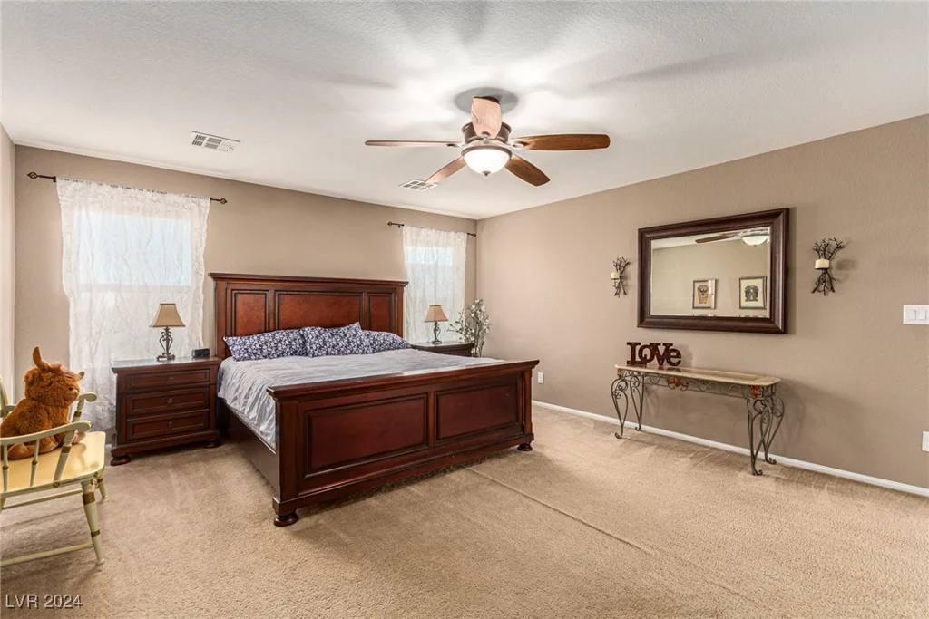 9271 Keystone Ridge, Las Vegas, NV 89148