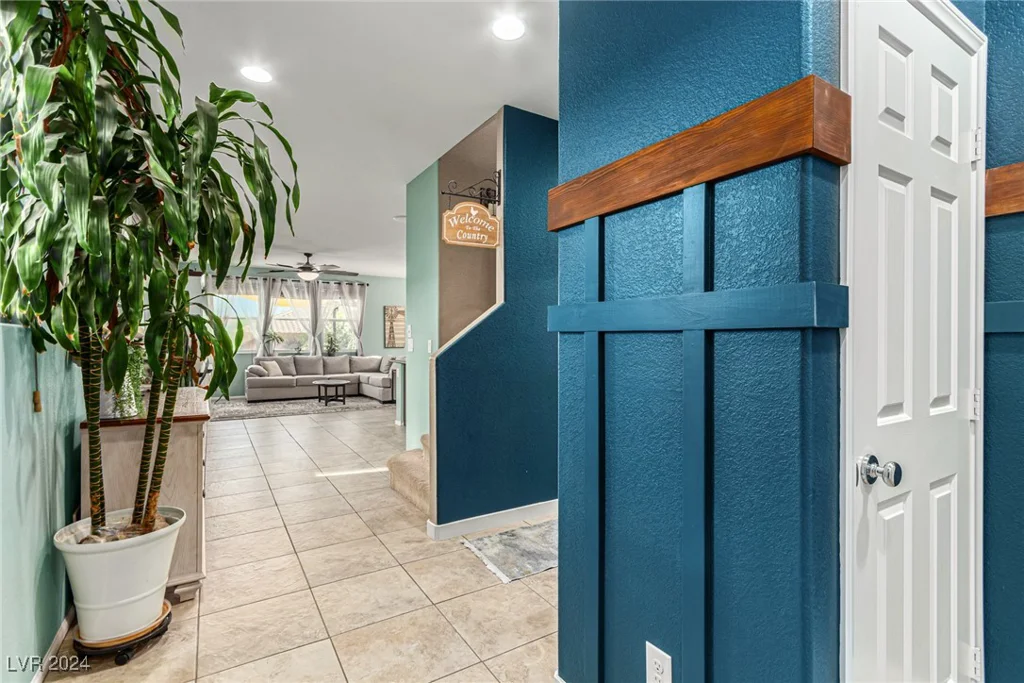 9271 Keystone Ridge, Las Vegas, NV 89148