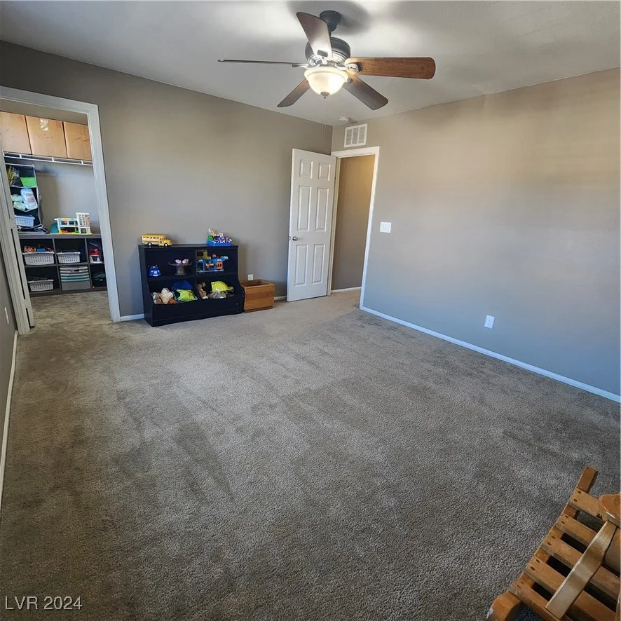 9271 Keystone Ridge, Las Vegas, NV 89148