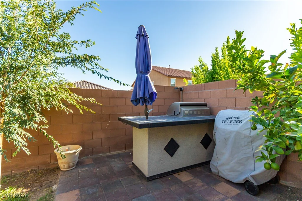 9271 Keystone Ridge, Las Vegas, NV 89148