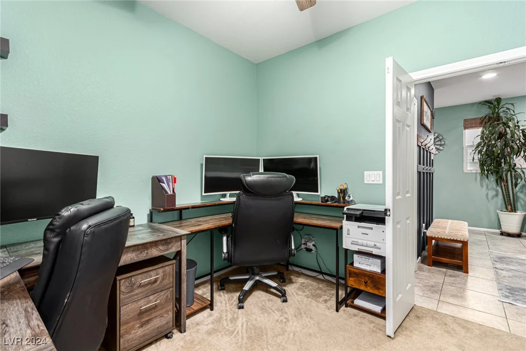 9271 Keystone Ridge, Las Vegas, NV 89148