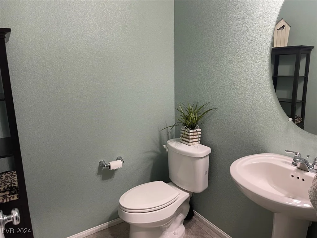 9271 Keystone Ridge, Las Vegas, NV 89148