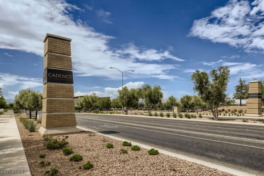 370 Canary Song, Henderson, NV 89011