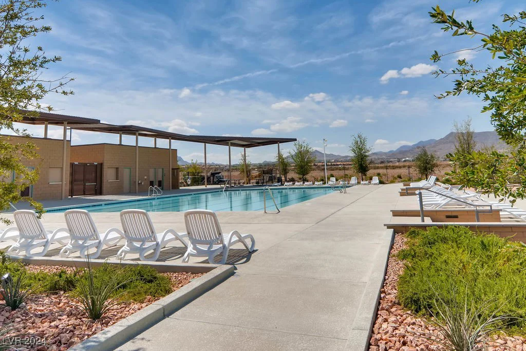 370 Canary Song, Henderson, NV 89011