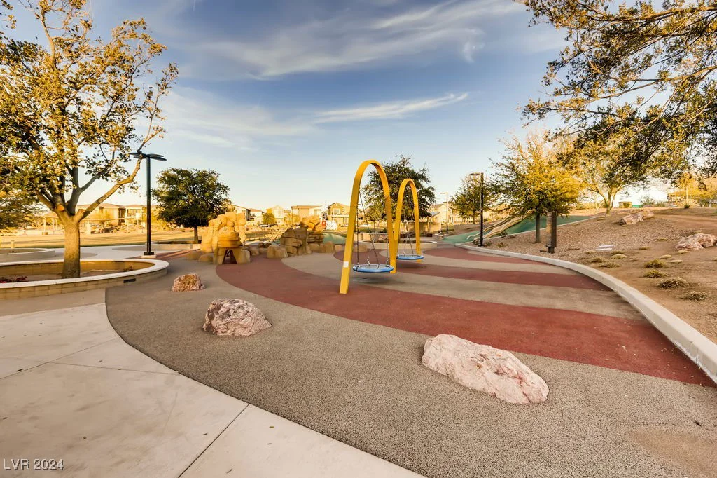 370 Canary Song, Henderson, NV 89011
