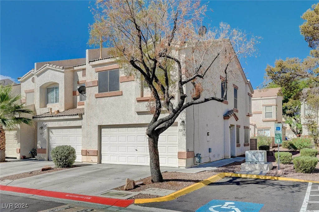 3277 Dragon Fly, North Las Vegas, NV 89032