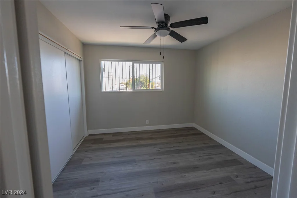 4485 Nellis, Las Vegas, NV 89121